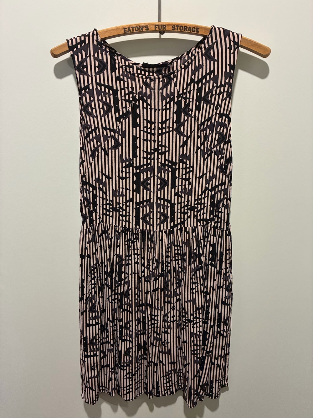 TOPSHOP Sleeveless White and Black Patterned Women's Viscose Dress Size 12
